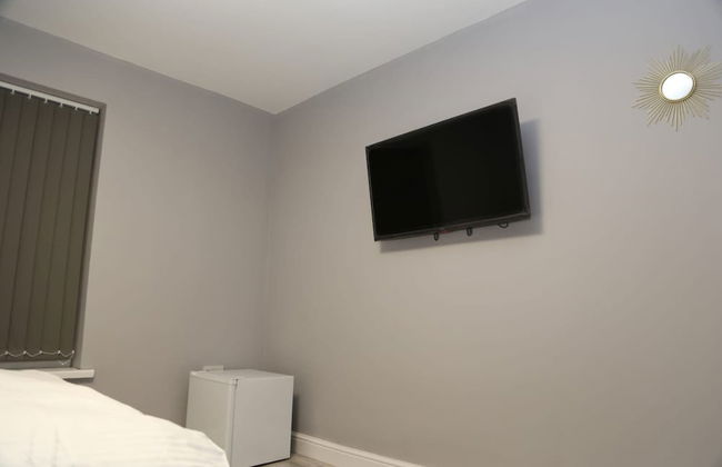 Room in House - Aa Guest Room6 - Photo 3