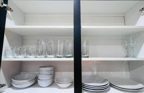 Stylish & Fully Renovated Home! - Foto 35