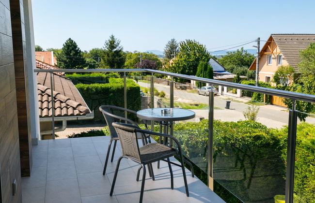 2 bedroom Apartment in Balatonszárszó with garden - Photo 20