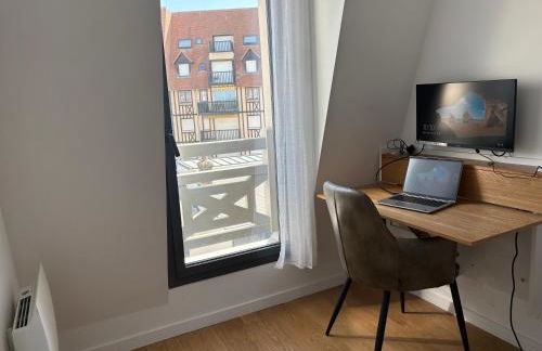 Refuge Chaleureux et Lumineux, Wifi, Balcon, Parking au coeur de Deauville - Photo 13