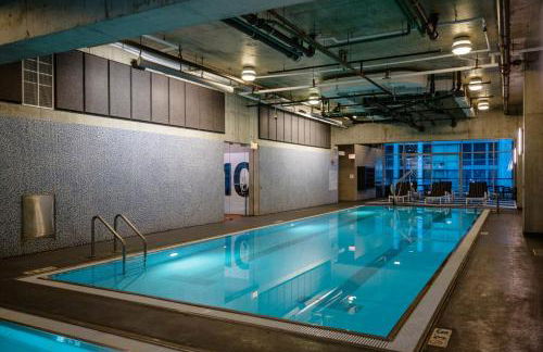 Blueground Streeterville pool gym nr Pier CHI-1168 - Foto 23