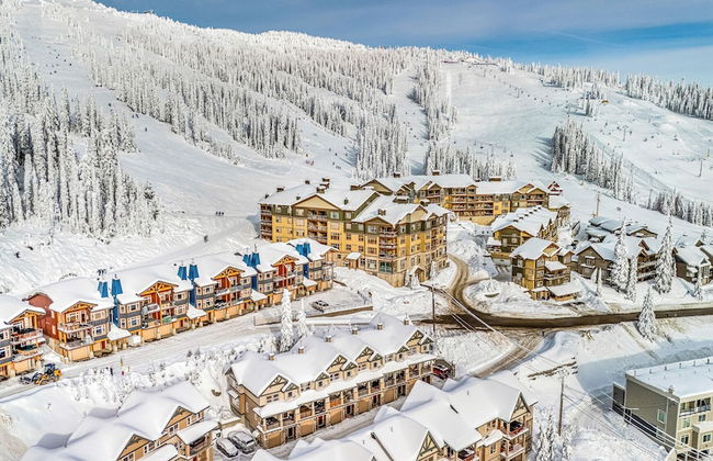 Treetop Getaway Ski In and Out Sleeps 10 - Foto 28