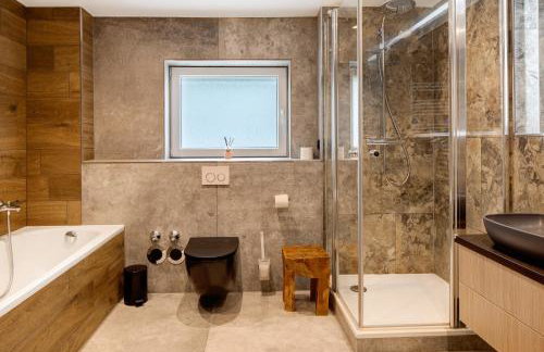 Skylodges - Photo 24