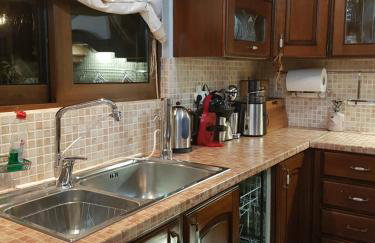 HoneyHouse - Photo 43