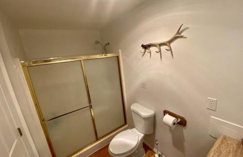 Quail Run Cabin 4,000 Sq.Ft Largest & Most Beautiful House On The Mountain - Foto 38