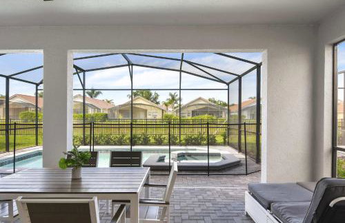 Relax in Style Pool, Resort Amenities, Near Disney - Foto 76