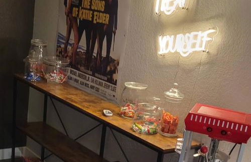 Mid Summer Night's Dream w/HotTub&Theater - Foto 25