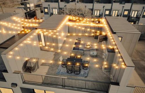 3-BD Luxury Living w Rooftop Garden Views - Photo 32