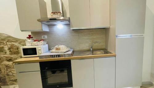 LETIZIA'S HOME Caserta - Photo 4