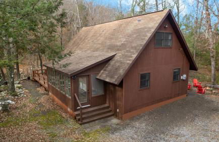 Loft Wood Stove Fire Pit Grill & Deck on Creek - Foto 43