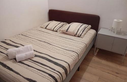 Appartement calme 3 chambres avec lit double Wifi - Parking facile - Foto 14