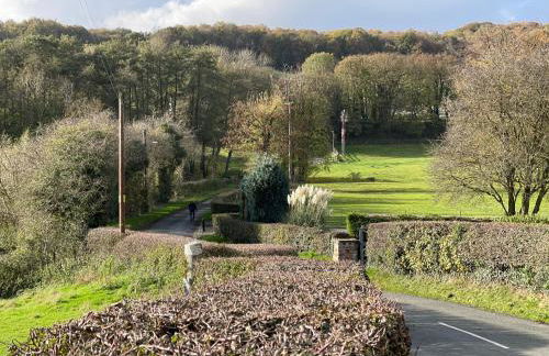 Tollgate House - Luxury Cozy Cottage - HUGE Hot Tub - Alton Towers - Foto 4