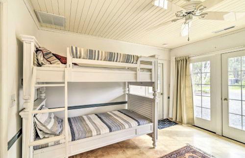 Bayfront Retreat with Game Room and Outdoor Pool! - Foto 21