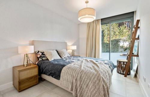 Penthouse Panorama - Photo 18