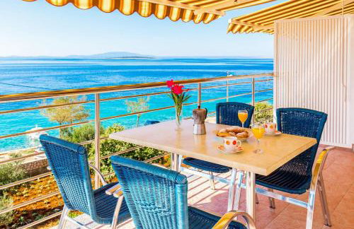 Apartments Ivan Sea View in Peaceful Lun - Photo 4