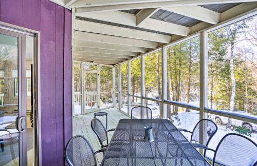 Lakefront Otis Home with Stunning Views and Boats! - Foto 35