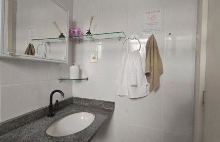 Apto com facil acesso ao Aeroporto e Mangueirão, com elevador, garagem e piscina - Foto 10