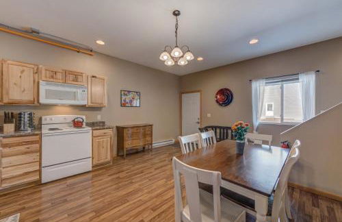 Sunbeam Condo - Beautiful 2 Bedroom Stay by Beach - Foto 6