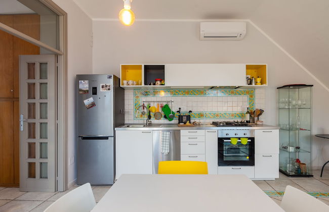 Bright Rooftop by Napoliapartments - Foto 8