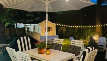 Sea Cliff Charm: 5 Mins to Beach, Firepit - Foto 4