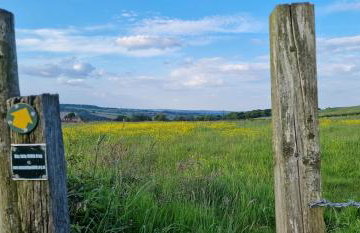Stunning Barn with Hot Tub on a Secluded Farm - Foto 25