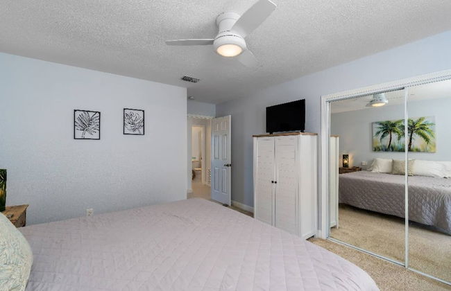 Canal Dreams 3 BR 2 BA Pool Home on the Canal - Photo 46