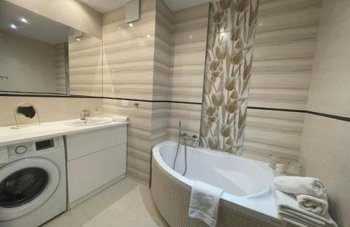 Vijolie West Exclusive - Foto 16