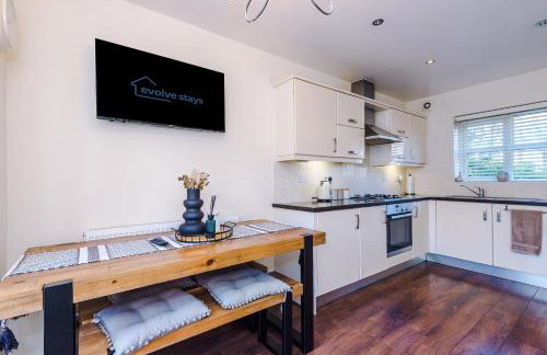 Driveway Stylish 3Bedroom Home in Middleton - Foto 35