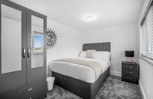 5 bedroom house Solihull 10 mins drive from BHX & NEC Private off road parking - Foto 29