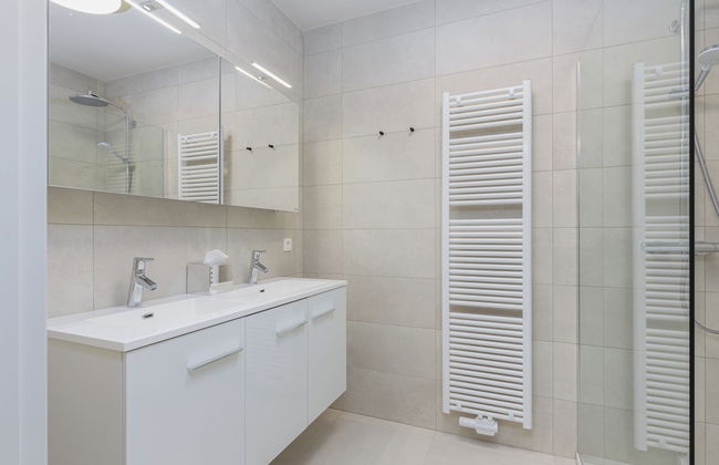 Casselbergh Residences Leader - Photo 25