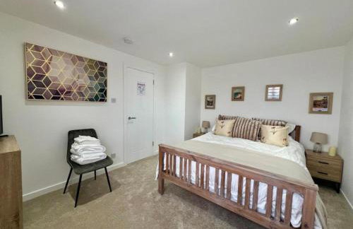 Dunmuir House 4 Bedroom 2 bathroom House & Garden in Denny - Photo 29