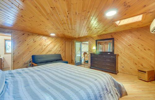 Secluded Log Cabin Less Than 1 Mi to Munger State Trail! - Foto 11