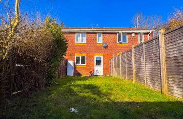 Newly Refurbished Home fit for to 7 family members, Groups, Contractors Centre of Bradley Stoke - Foto 2