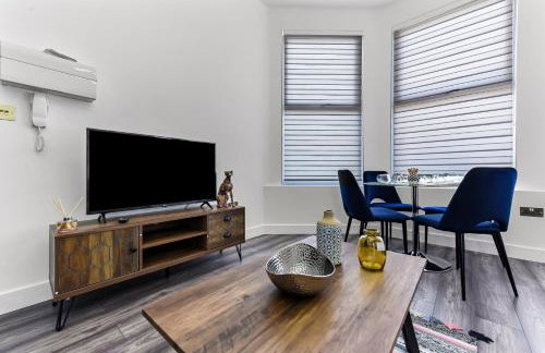 Comfy and Contemporary One Bedroom Flat - Photo 24