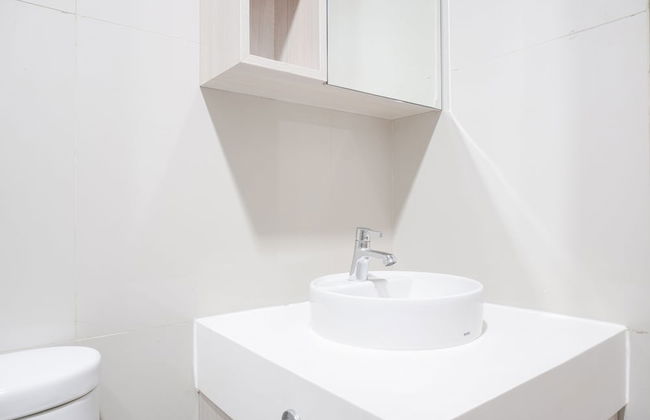 Comfort 2Br At Tree Park City Bsd Apartment - Photo 13