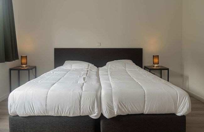 Quiet Lakeside Escape for Four - Foto 8