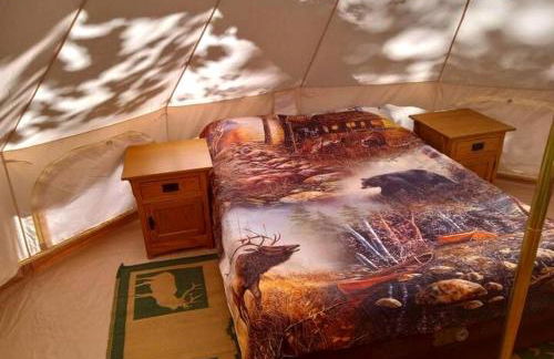 Remote Equipped Bell Tent Surrounded by Nature with Great Hiking Trails in Virginia - Foto 6