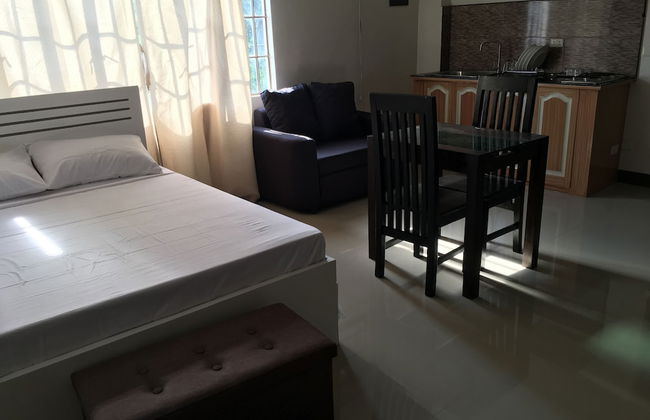 Beinte Singko de Marso Apartments - Foto 6