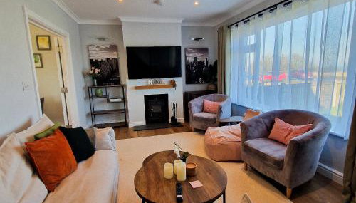 Luxury Sea View Retreat with Hot Tub Sleeps 8 - Foto 5