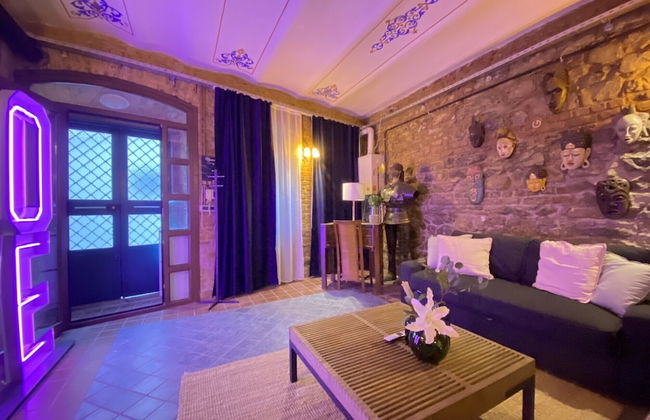 Centrally Located Historical Flat in Beyoglu - Foto 5