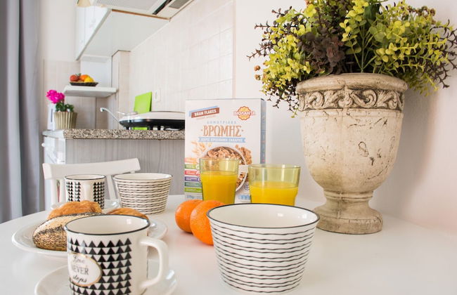 Windmill Apartments 2 - Photo 6