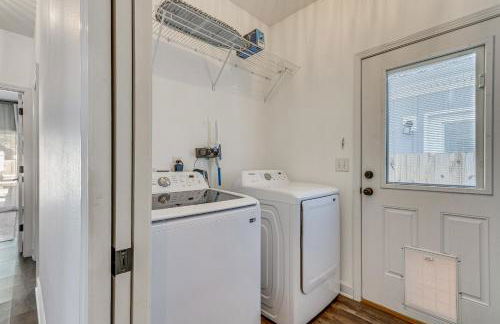 Modern Pensacola Vacation Home with Private Pool! - Foto 25