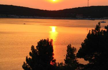 APARTMANI SENKA - VILLA OLIVER - Foto 1