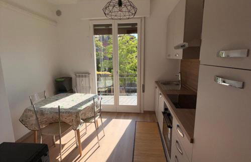 Eva 's flat with large sunny balcony and lagoon view - Foto 7