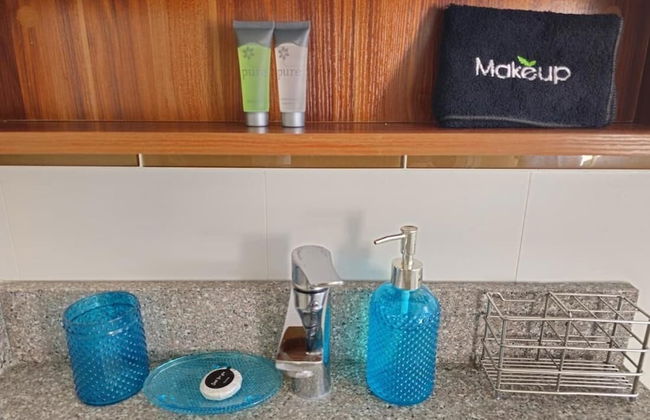 Sunny-shore Hideaway - Photo 22