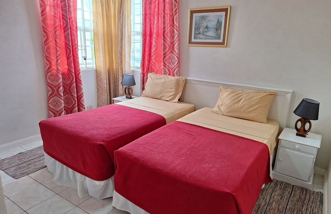 Cumber's Tropical Apartments - Foto 21