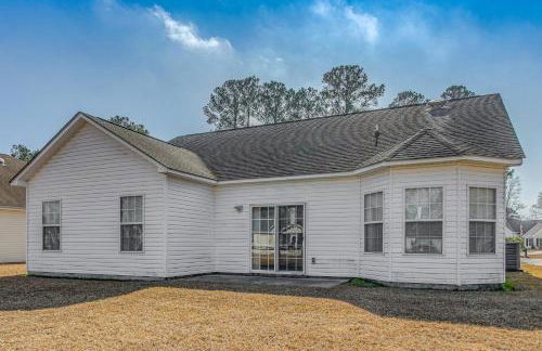 Pool Access and Pond Views Longs Home Near Golf! - Foto 19