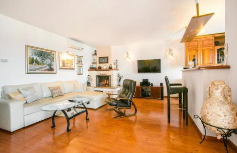 Golden view luxury apartment - Photo 4