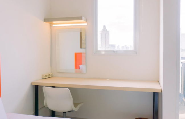 Cozy Studio At 8Th Floor Signature Park Grande Apartment - Photo 7