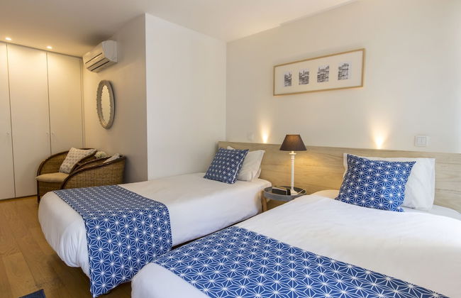 Bright 3BR Flat w/ AC in City Center by LovelyStay - Photo 19